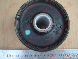 FSR 日本原厂 五十铃 驾驶室反转支架胶 FRR FTR 庆铃 FVR