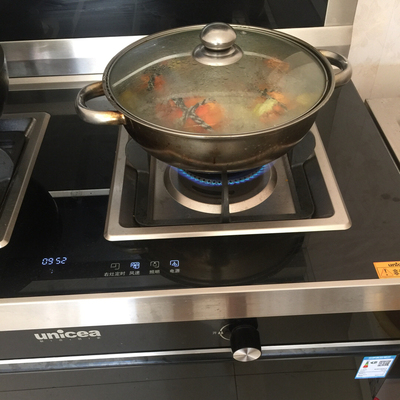 方爵集成灶蒸烤箱一体灶值得买吗?烤箱空间多大的?