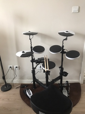 罗兰电子鼓怎么样?使用三个月实情告诉大家内幕