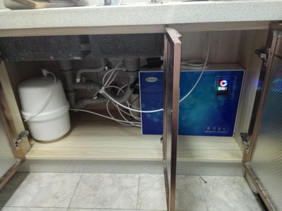 汉斯顿和沁园哪个好?用户使用揭秘汉斯顿和沁园净水器哪个好呢?不想被忽悠一定看下