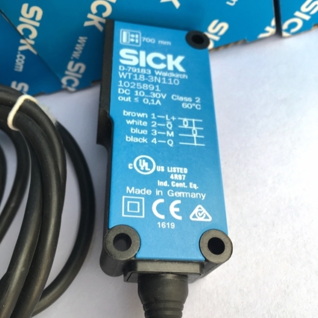 议价SICK西克WT18-3N110 1025891小型光电传感器正品**
