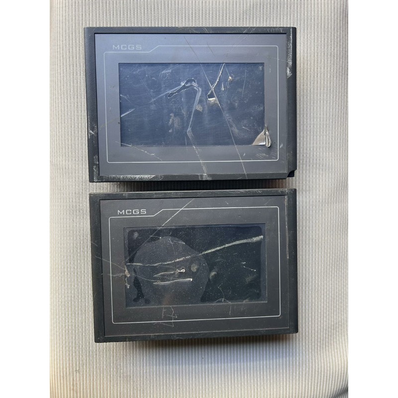 议价昆仑通态TPC7062TD(KT)正常点亮，触摸不了，当配件