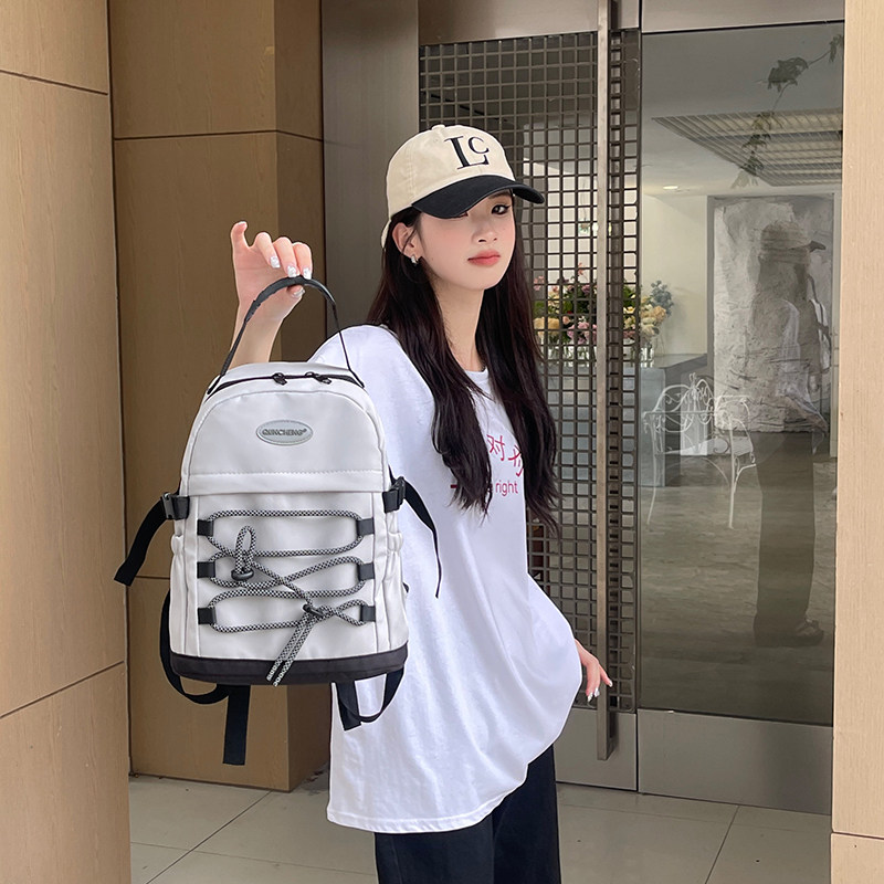 小揹包女2023新款男士旅游包轻便爬山登山户外双肩包休闲小型书包