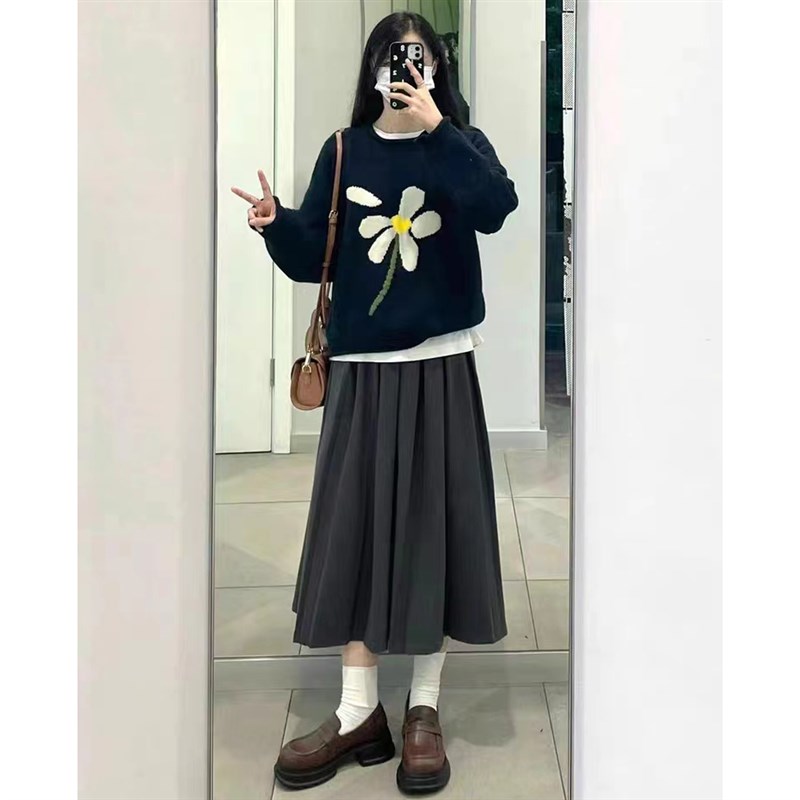 孕妇连衣裙套装蓝色宽松中长款针织毛衣半身裙两件套2024新款秋冬