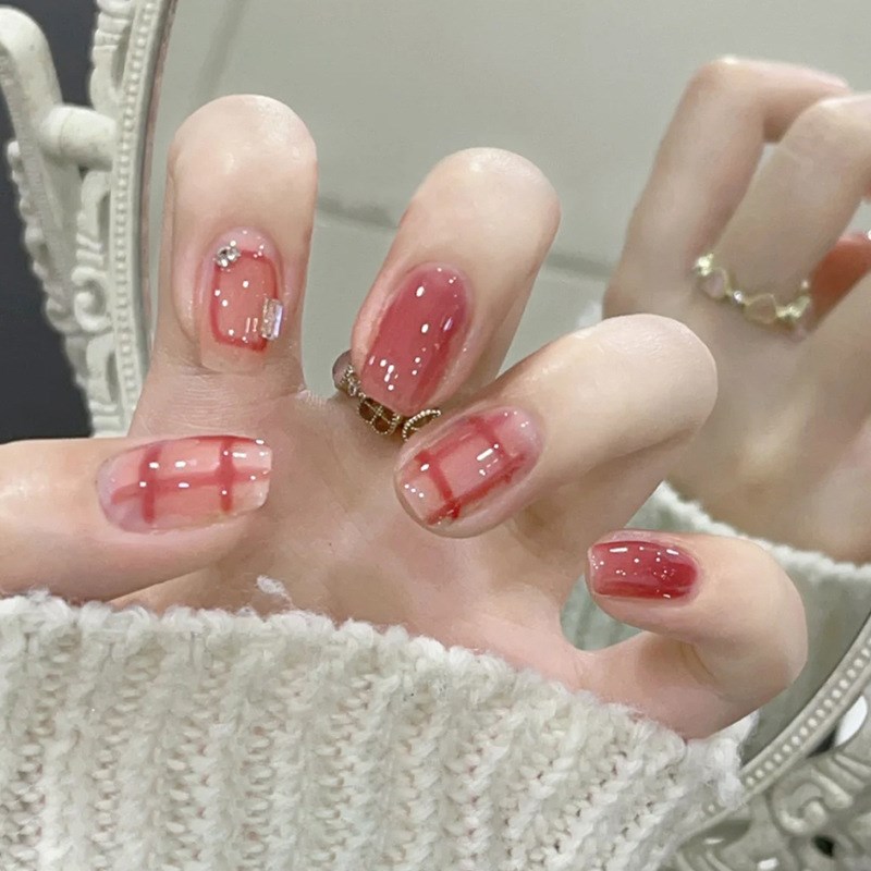 现货钻款闪到心里甜美轻奢ins风蝴蝶结珍珠爱心穿戴甲假指甲贴片2