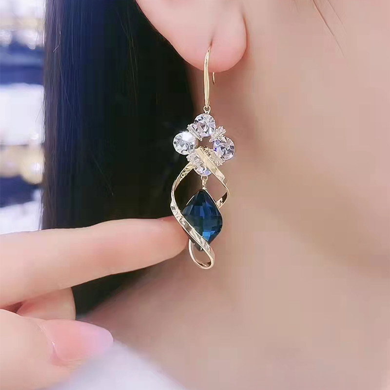 早春耳环女长款气质蓝水晶耳坠2022新款潮亮闪闪耳饰网红耳钩