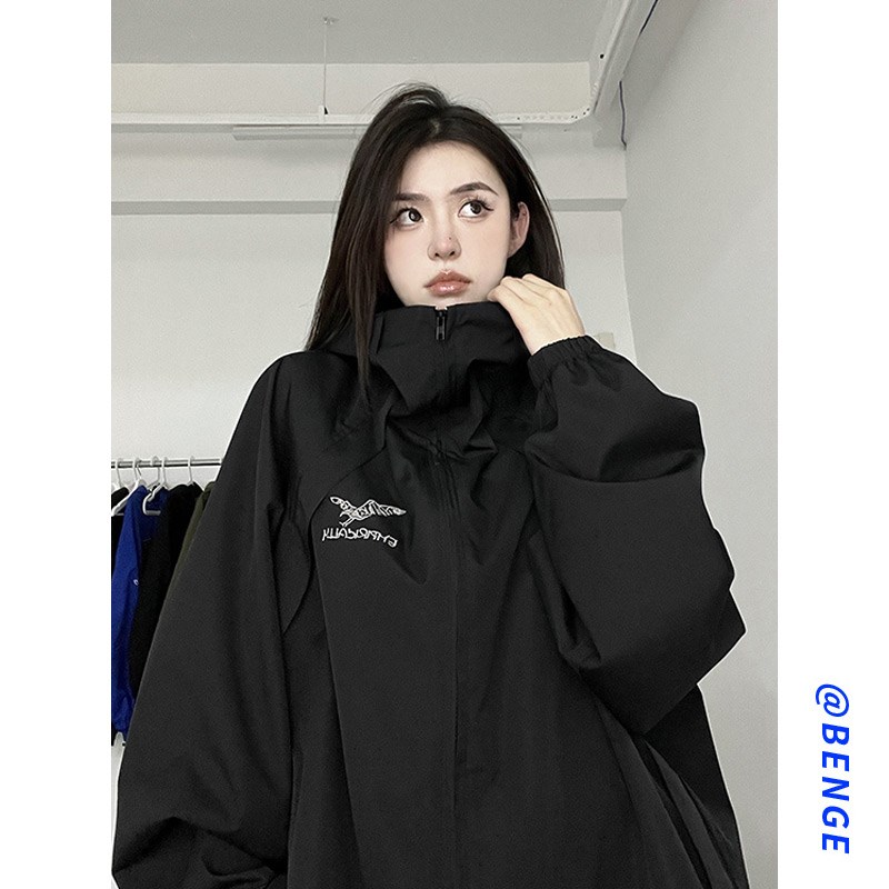 黑色冲锋衣夏季薄款外套女春秋季2024新款爆款棒球服夹克大码上衣图片