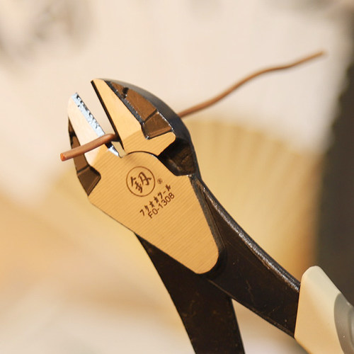 斜口钳钢丝剪钳福冈斜嘴钳6寸7寸斜口剪工具电工偏口钳剪线钳子釼