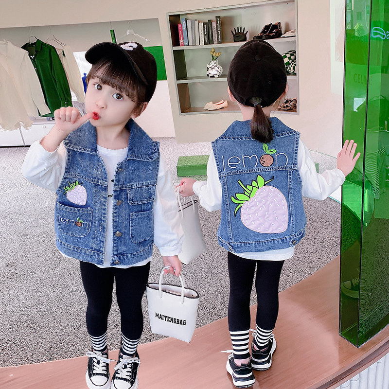 女童牛仔马甲春秋款纯棉宝宝坎肩背心秋装2023新款儿童马夹外套潮