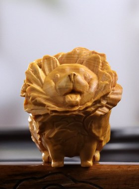 黄杨木雕木质手把件蔬菜精灵白菜狗桌面小摆件可爱手办动物装饰品