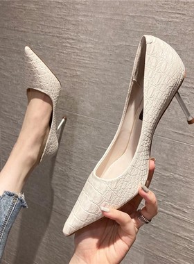 2021年秋夏季百搭新款尖头鞋网红绿色高跟鞋女S细跟漆皮黑色工作