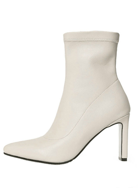 白色高跟短靴女2020年冬u新款网红尖头女靴粗跟百搭靴子加绒瘦瘦