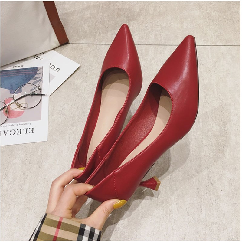 不磨脚高跟鞋女新款法式少女尖头黑色职业工作单鞋软皮313233小码