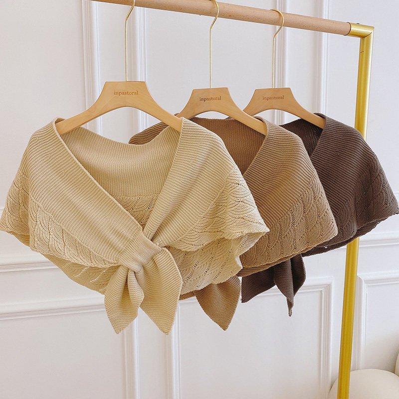 鱼尾纹小披肩外搭减龄名媛风春夏护颈椎针织空调房搭肩围脖假领潮