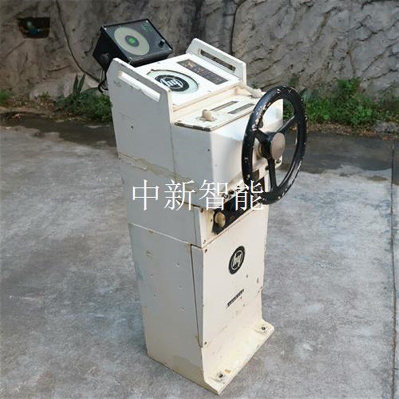 船舵驾驶台 操舵仪 船用操控z仪 老船舵,工业风装饰摆件,主体