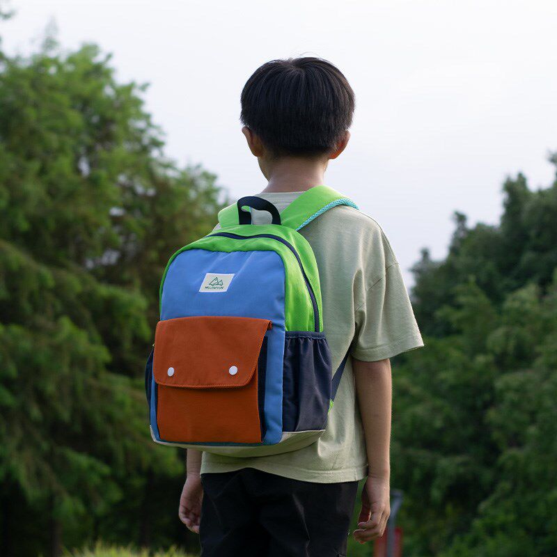 户外儿童外出小背包小学生轻便出游书包幼儿园超轻出行旅游双肩包