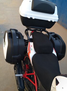 适用于贝纳利红宝龙150i边箱 TNT150侧箱挂箱后备箱尾箱改装配件