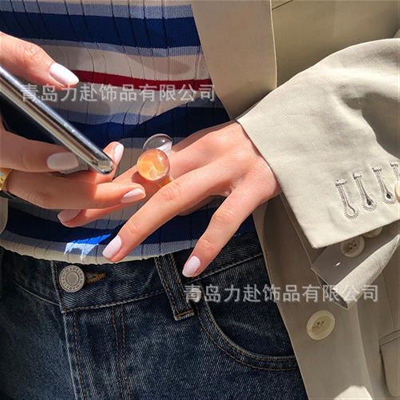 半圆弧形立体玻璃戒指白色穿搭时尚指环琉璃多色食指环透明戒