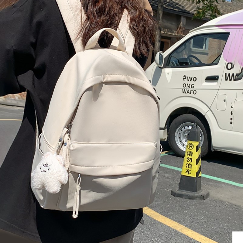 双肩包女2024新m款时尚大容量旅行轻便背包女生大学生简约书包通