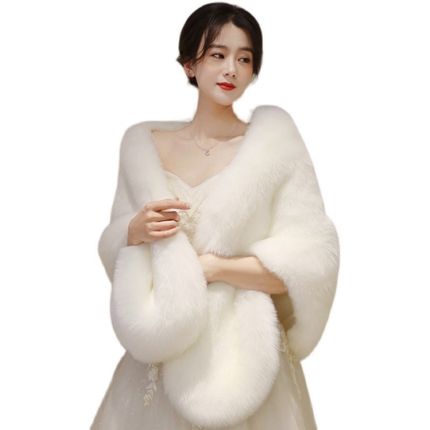 2024新款冬季婚纱披肩白色新娘结婚礼伴娘敬酒服旗袍外搭皮草斗篷