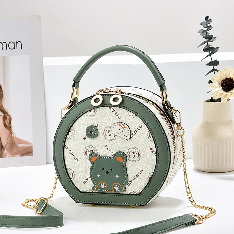 女包儿童小圆包小包包女中童少女学生可爱斜挎包2024新款单肩包