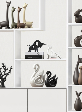 小摆件家居装饰创意客厅电视玻璃酒柜办公室玄关高档轻奢鹿工艺品