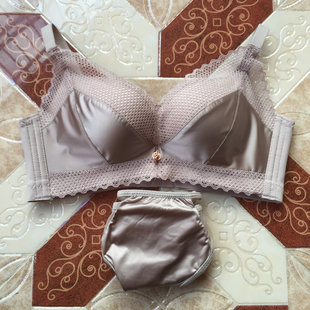 内衣女无钢圈聚拢胸罩套装w小胸加厚不空杯蕾丝夏季美背文胸薄款