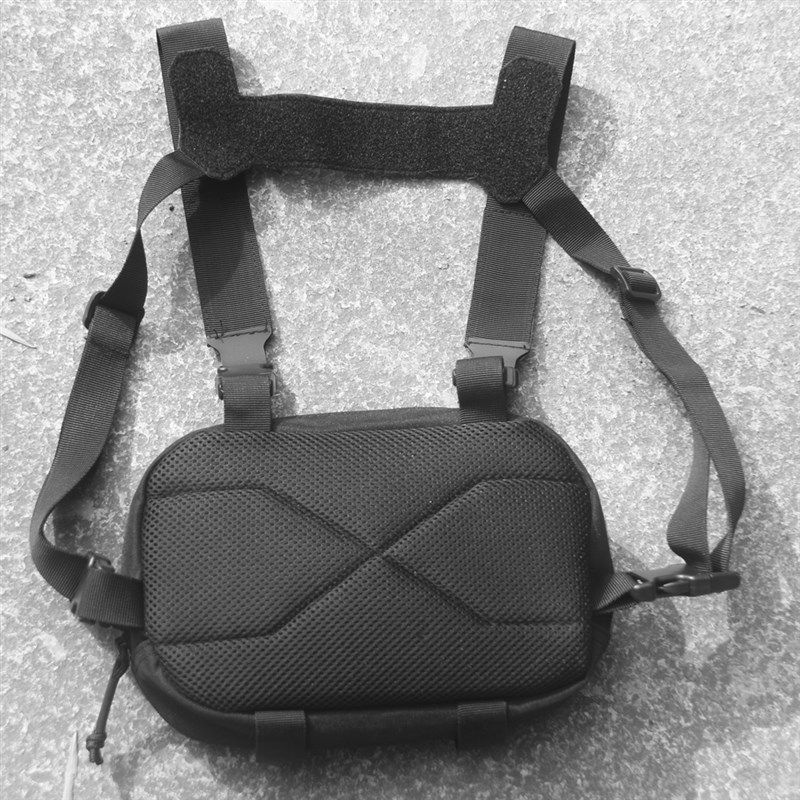 新款路亚包战术胸包男胸前包迷彩腰包多功能户外骑行运动马甲挂包