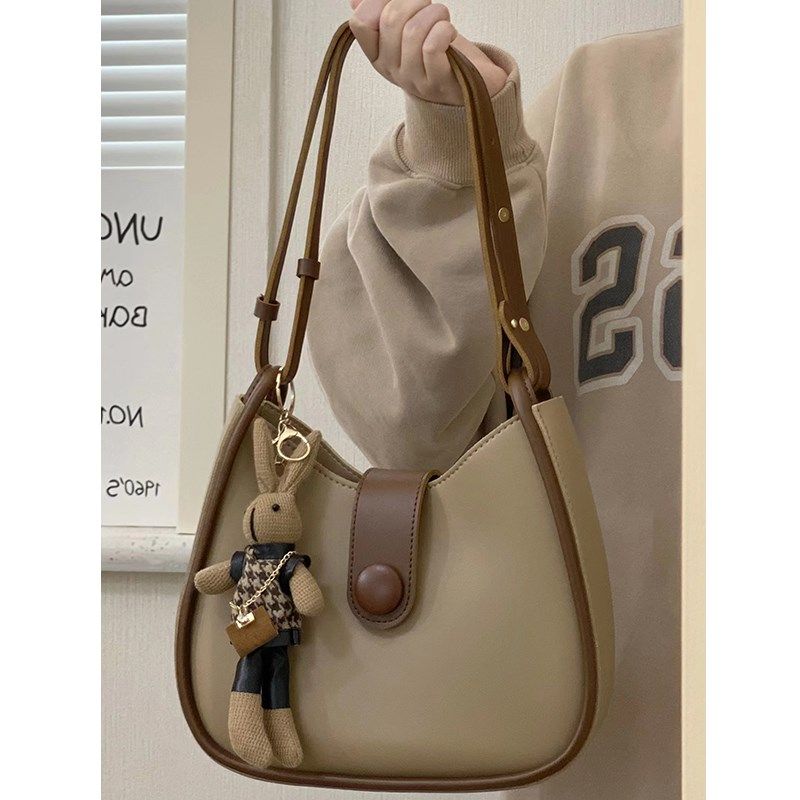 高级质感复古包包女2022秋冬新款百搭流行小众设计单肩斜挎水桶包,箱包皮具/热销女包/男包,水桶包,淘宝优惠券,粉丝福利购,淘宝优惠卷