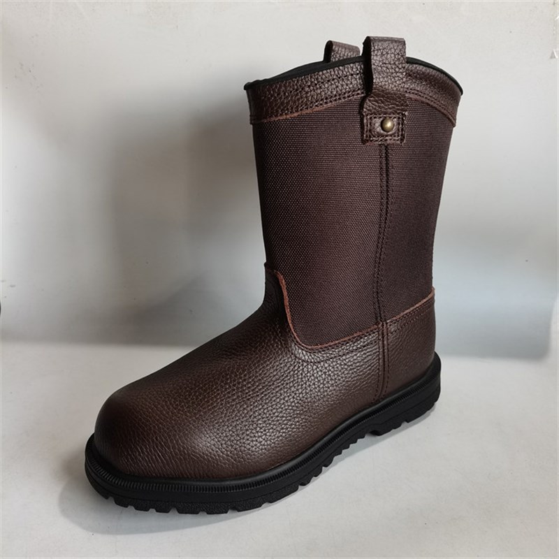 新款外贸单户外真皮男鞋钢头靴子工装高帮防滑靴马丁靴大码工作鞋