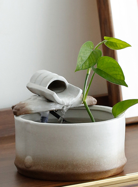 现代简约小型雾化加湿循环流水摆件家居玄关桌面造景装饰创意招财