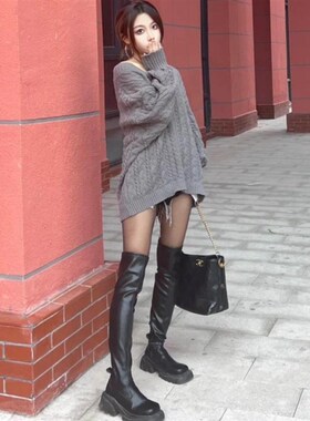 胖MM大码慵懒风V领套头灰色毛衣女宽松中长款秋冬加厚高级感上衣