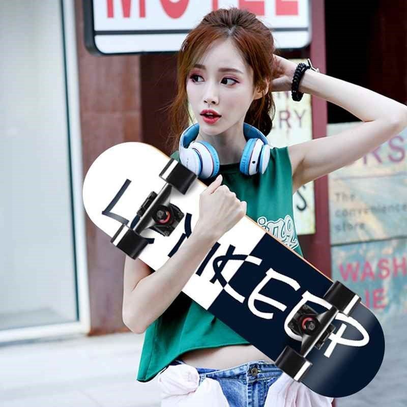 滑板初学者女生青少年儿童刷街双翘代步初学者女滑板车四轮,玩具/童车/益智/积木/模型,滑板/活力板/手指滑板,淘宝优惠券,粉丝福利购,淘宝优惠卷