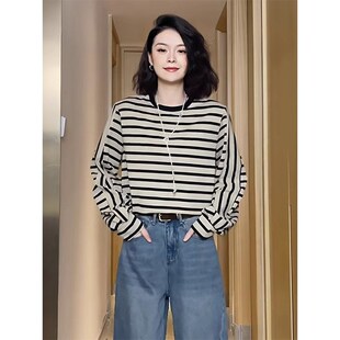 欧货春秋季长袖正肩t恤女2024新款设计感小众横条纹宽松显瘦卫衣