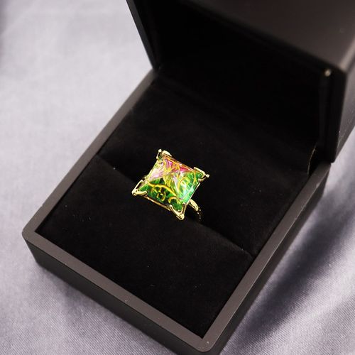 哈利波特金飞贼系列周边戒指盒翅膀可转动求婚首饰V盒项链生日礼