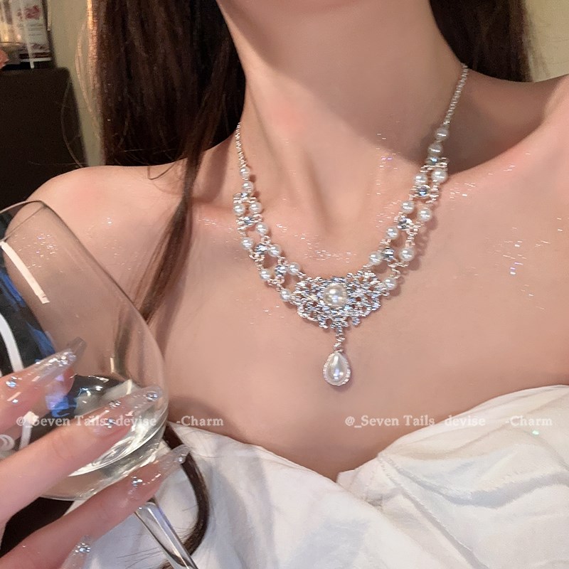 法式水滴珍珠项链女2024新款复古公主宫廷风锁骨链晚礼服镶钻颈链图片