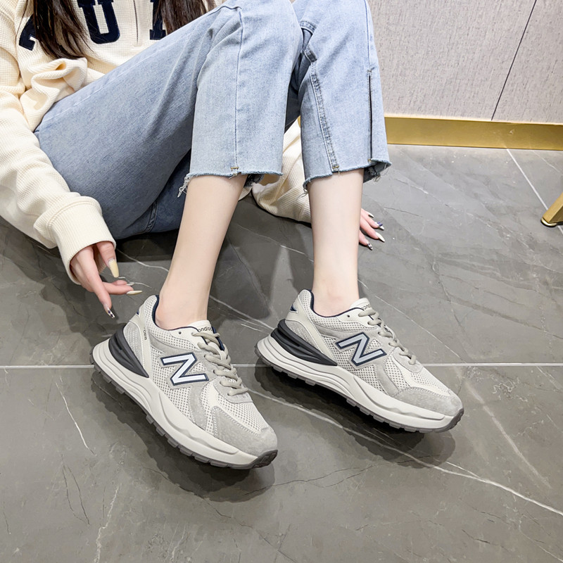 香港潮牌真皮华夫小蛮腰女鞋202b3秋季新款厚底透气运动ins老爹鞋