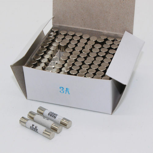 陶瓷保险丝5×20 5×25 R055x保险管熔断器熔芯2A 4A 250V 100/盒