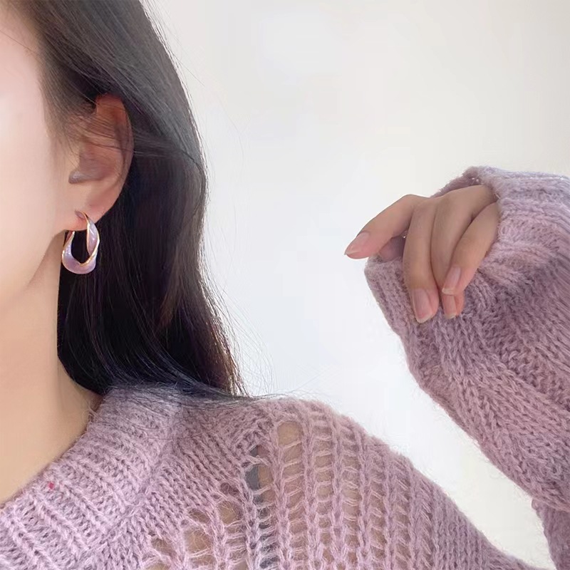 速发New Lavender Purple Earrings for Woman Metal Golden Twis