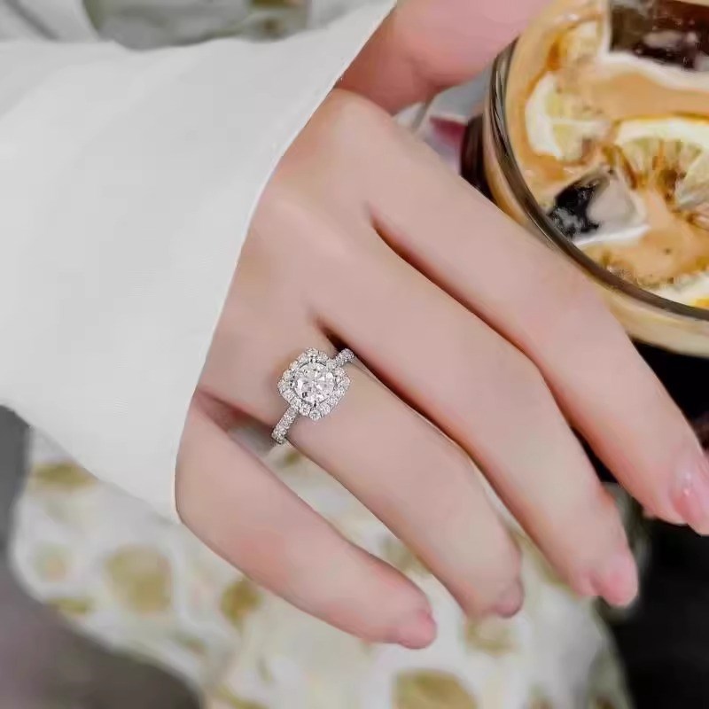 PT950c铂金公主方包钻戒天然真钻求婚订婚戒指七夕礼物送老婆女友