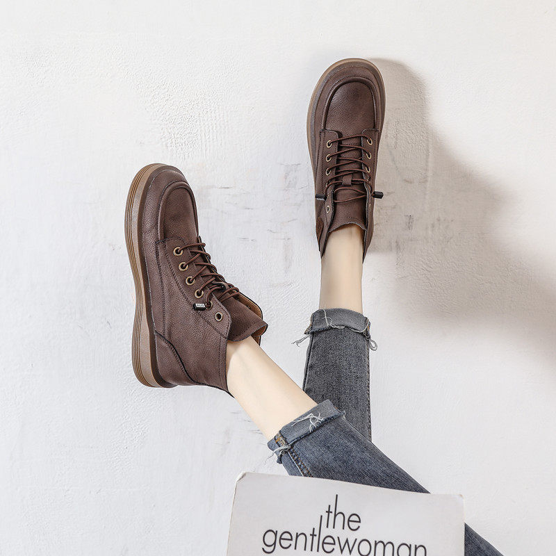 马丁靴女2023秋季新款s高筒平底防滑板鞋复古加绒短靴子百搭烟筒