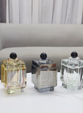 现代轻奢水晶香薰瓶卧室梳妆台扩香器摆件样板间客厅酒店家居现货