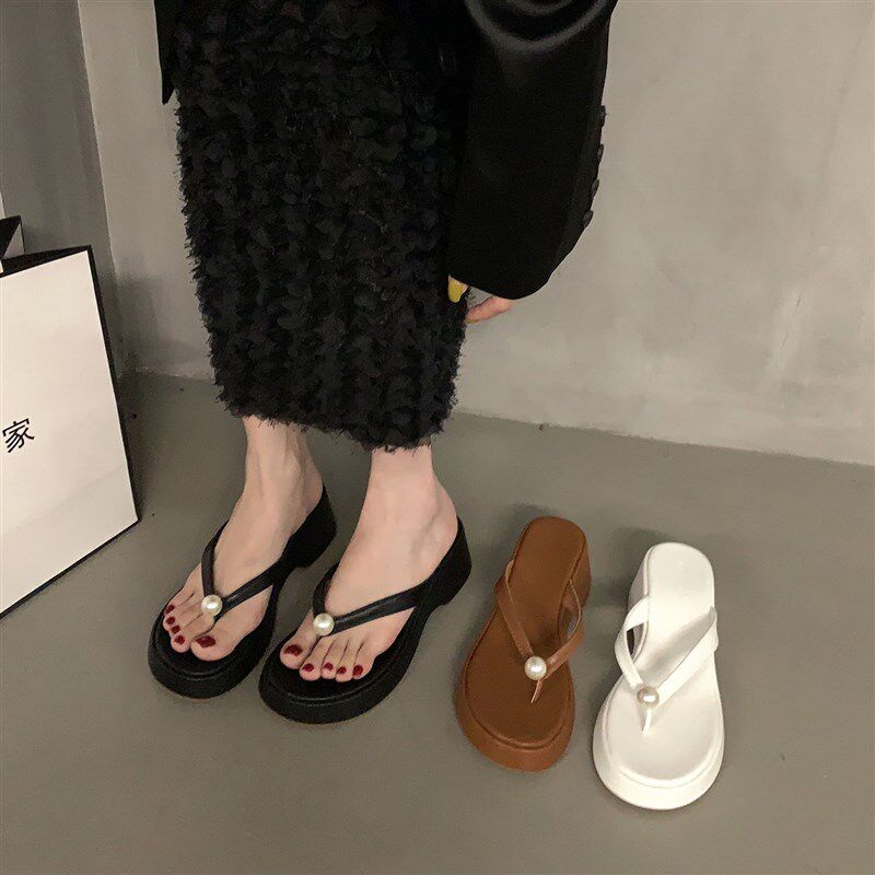 潮牌厚底珍珠夹脚人字拖鞋女2023年新款夏季外穿坡跟沙滩凉拖凉鞋