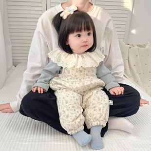 韩版秋冬新款女宝宝连体衣套装周岁小月龄打底背带裤加绒冬装爬服