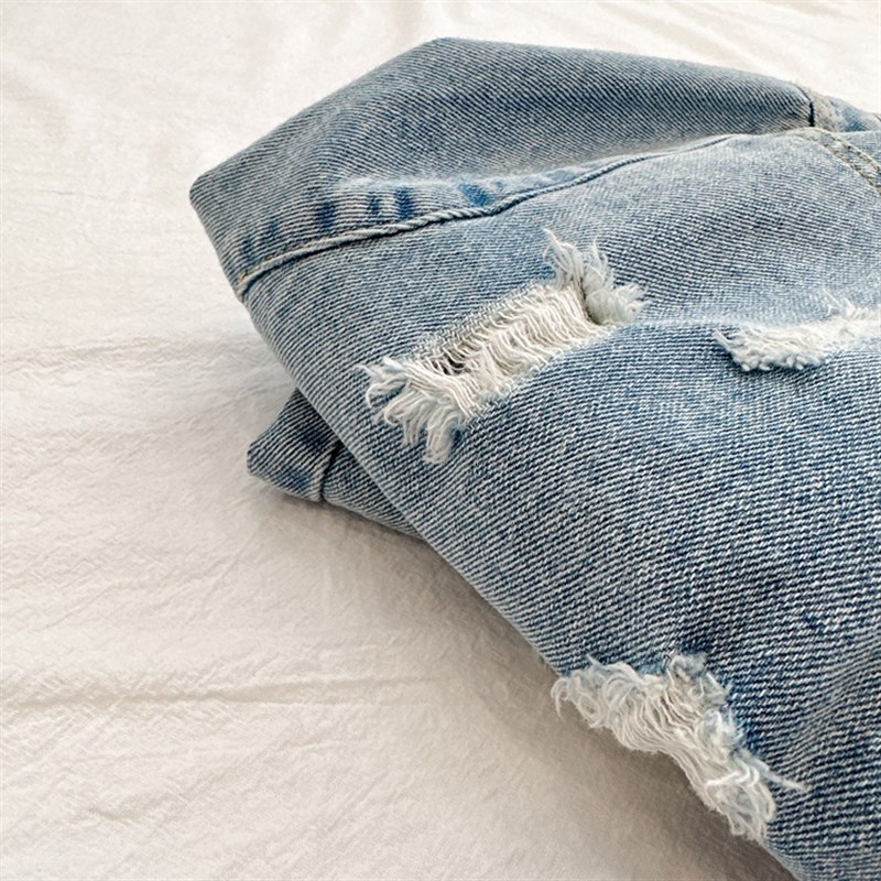 软绵绵~男童春款洋气百搭破洞牛仔裤儿童春秋季浅色宽松老爹裤潮