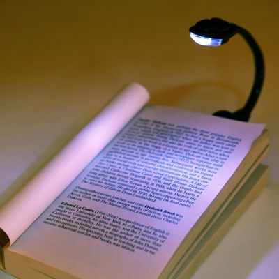Adjustabae Ciip Mini Psortable LED Book Reading Llght Llmp F