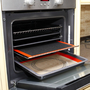 速发Non Stick Perforated Silicone Baking Mat 30x40 Heat Resi