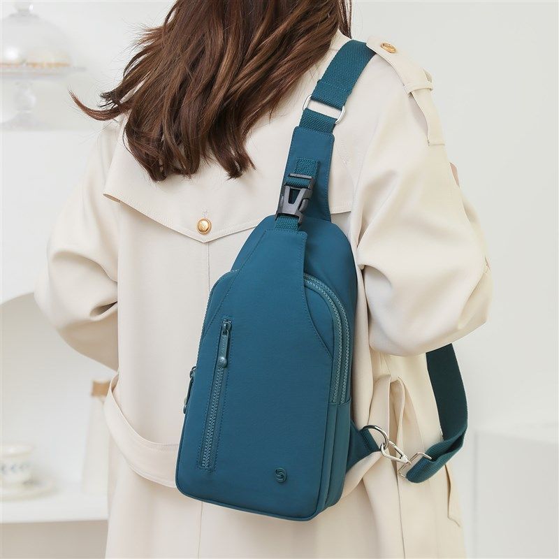 新款胸包休闲运动旅行通勤挎包男女大容量单肩斜挎小背包简约百搭,箱包皮具/热销女包/男包,胸包,淘宝优惠券,粉丝福利购,淘宝优惠卷