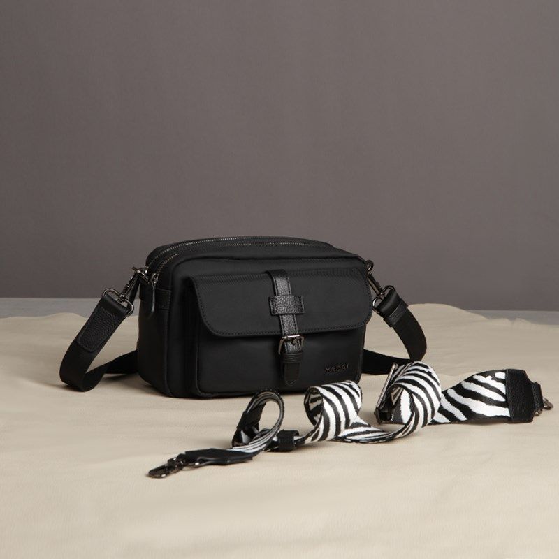 娅黛尼龙帆布小众设计豹纹宽肩带斜挎包女新款2024潮女士单肩小包,箱包皮具/热销女包/男包,通用款女包,淘宝优惠券,粉丝福利购,淘宝优惠卷