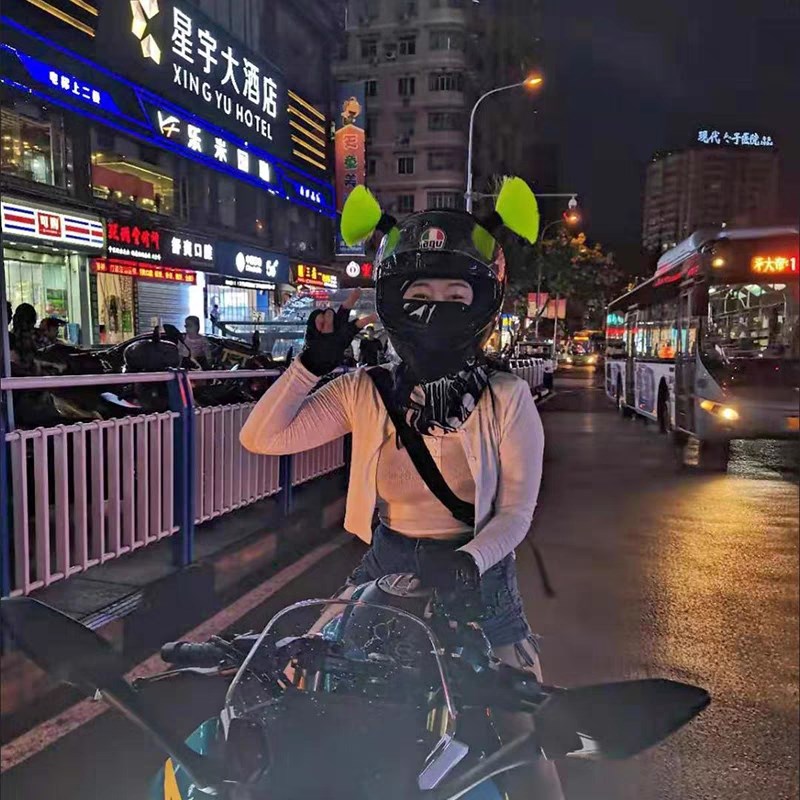 头盔装饰辫子冲天鞭摩托车机车滑雪配件个性创意改装脏辫网红爆款